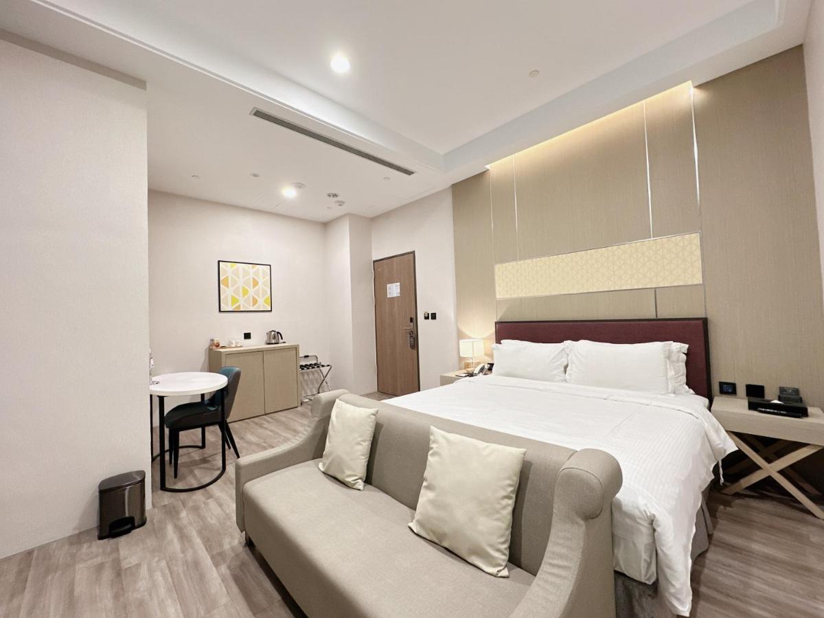 Hotel 星鑽國際商旅 編號315 Tainan Zewnętrze zdjęcie