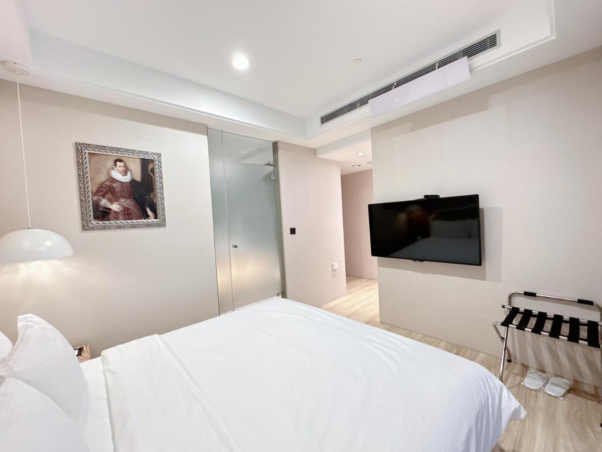 Hotel 星鑽國際商旅 編號315 Tainan Zewnętrze zdjęcie