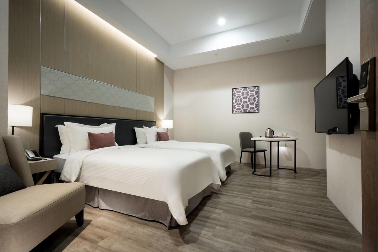 Hotel 星鑽國際商旅 編號315 Tainan Zewnętrze zdjęcie